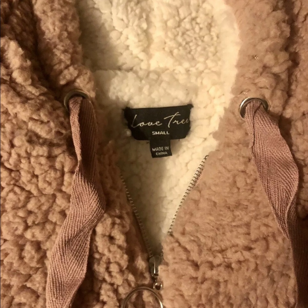Love Tree Size Small Pink Lined Sherpa Hoodie Vest